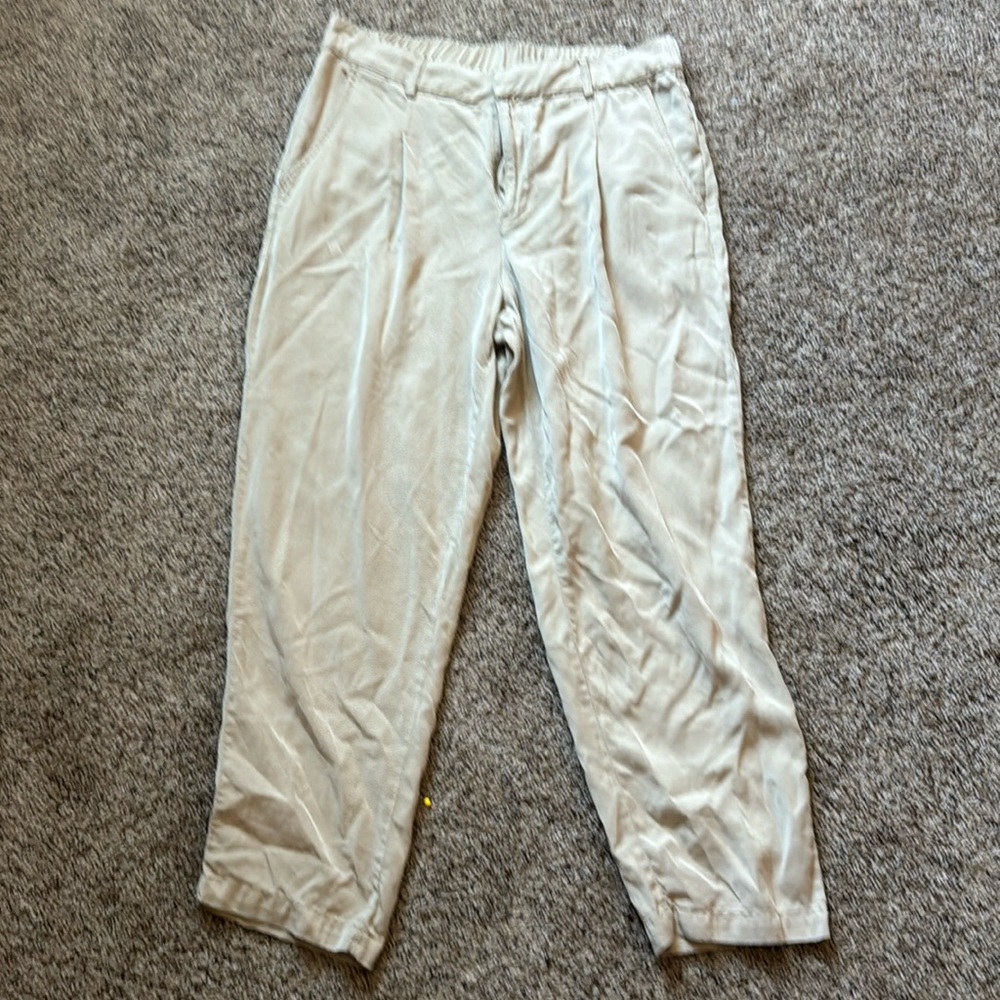 Tahari khaki pleated trousers, size 10